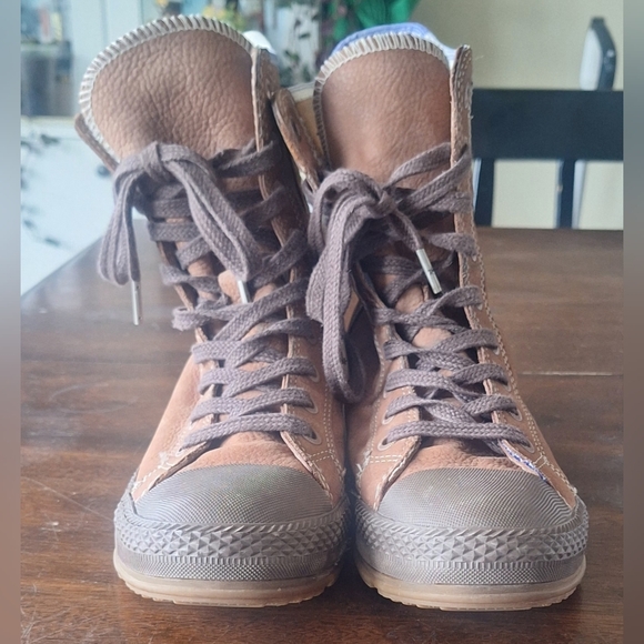 8.5 Euc Converse Women's Tan Combat Boots - Picture 3 of 6